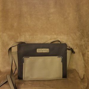 SMALL CROSS BODY OURSE